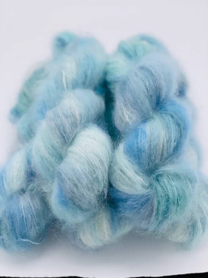 handgefärbtes Garn aus DK Kid Mohair