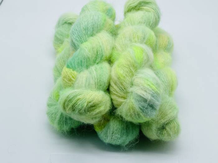 Brushed Suri-Alpaca-Suri-hellgrün-Neongelb