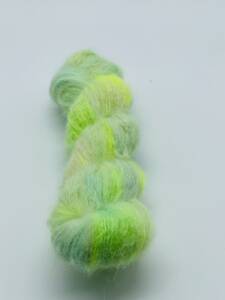 Brushed Suri-Alpaca-Suri-hellgrün-Neongelb
