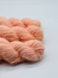 Brushed Suri-Alpaca-Suri-maracuja-Neonorange-Neonpink