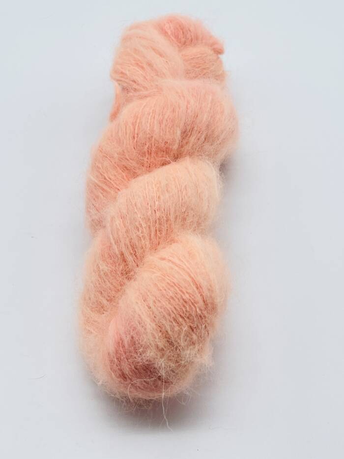 Brushed Suri-Alpaca-Suri-maracuja-Neonorange-Neonpink