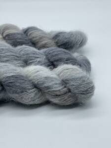 Brushed Suri-Alpaca Suri-OB LA DI-handgefärbt-grau-taupe