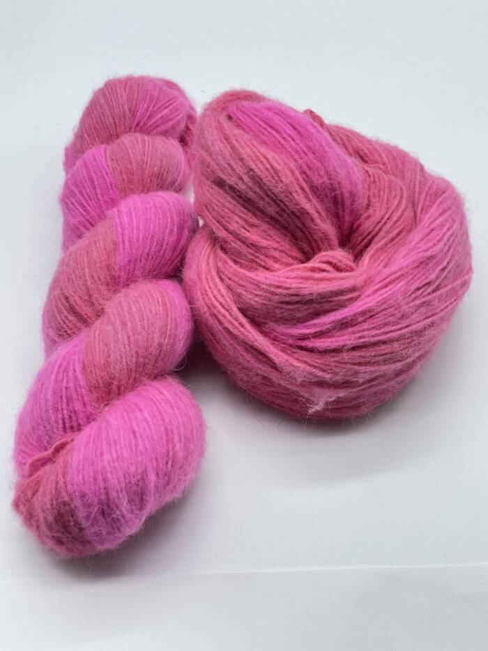 Baby Fluff-Hex Hex-Baby Alpaca-Pink-Rot-handgefärbt