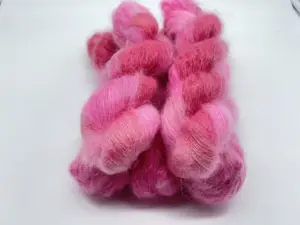 Kid Silk-Mohair-Seide-Bed of Roses-handgefärbt