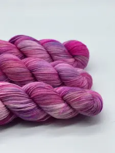 Trekkingwolle - Sockenwolle-pink-handgefärbt