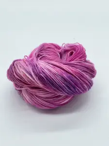 Trekkingwolle - Sockenwolle-pink-handgefärbt
