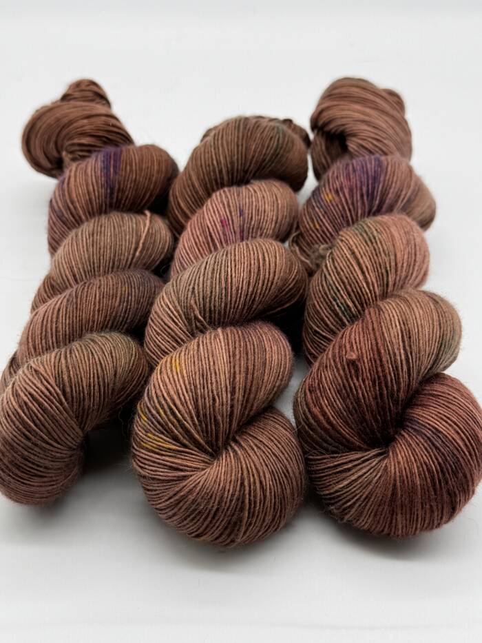 Barolo Braun