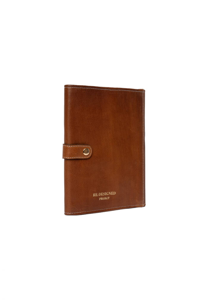 Projekt 14 Walnut Gold