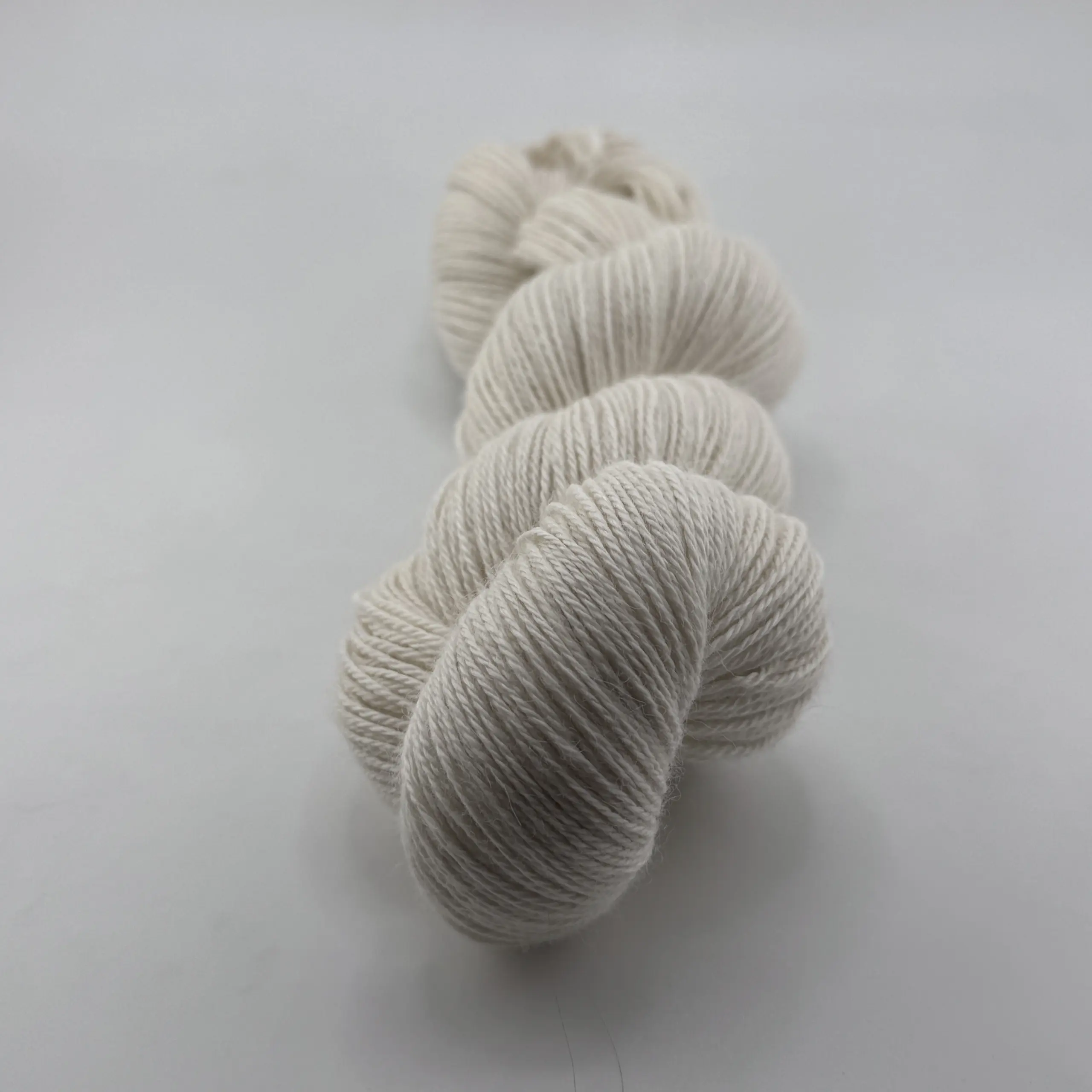 Aura Creamy White – Bild 3