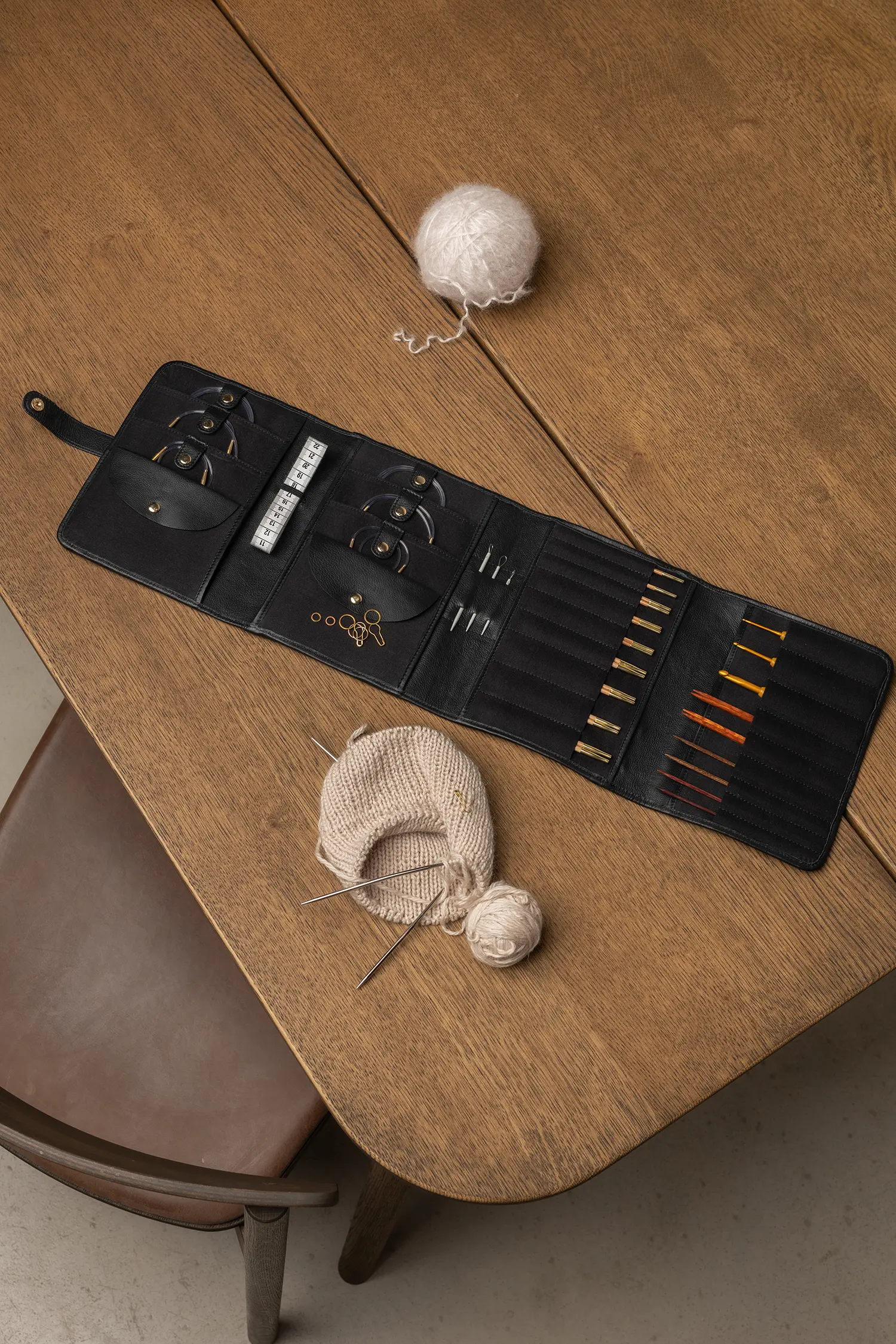 Project 14 Black/Gold – Bild 3