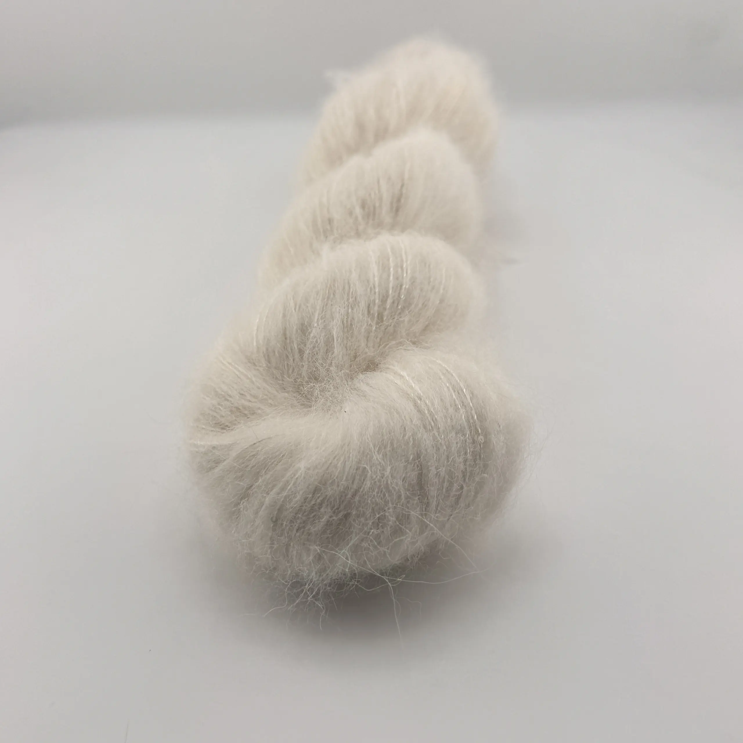 Cloud Dancer - mit kleinen Pailletten – Bild 3
