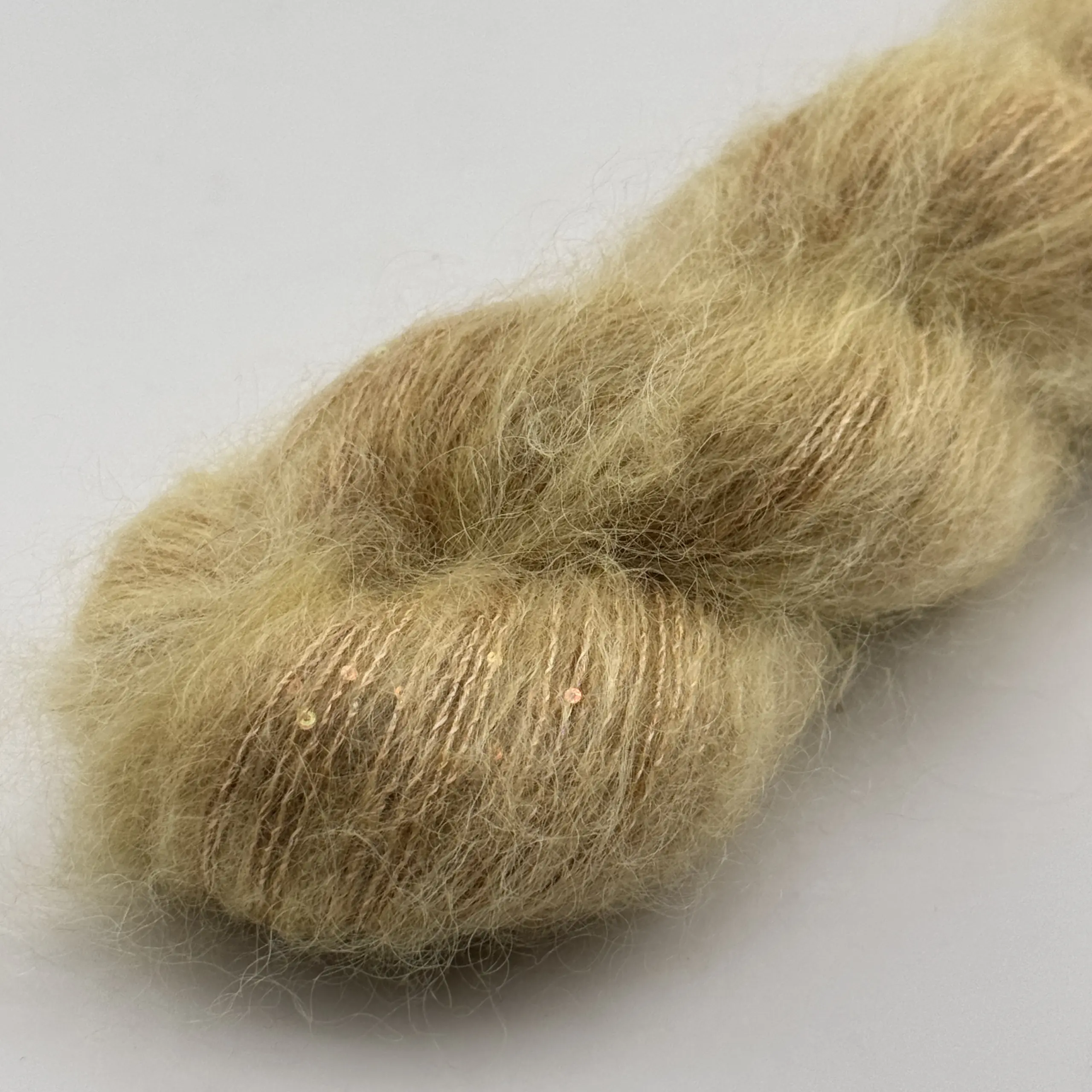Kissed by Gold- mit kleinen Pailletten – Bild 4