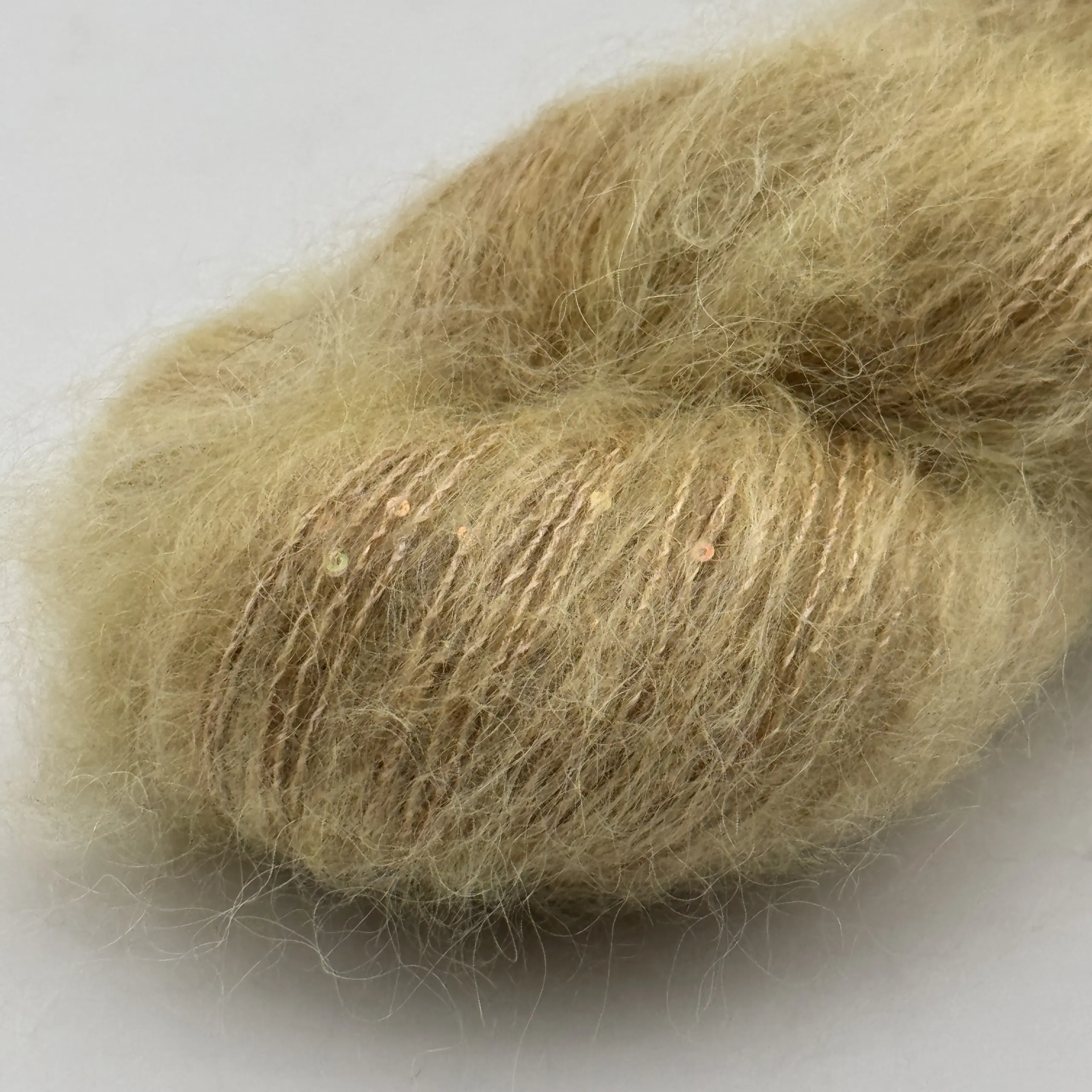 Kissed by Gold- mit kleinen Pailletten – Bild 5