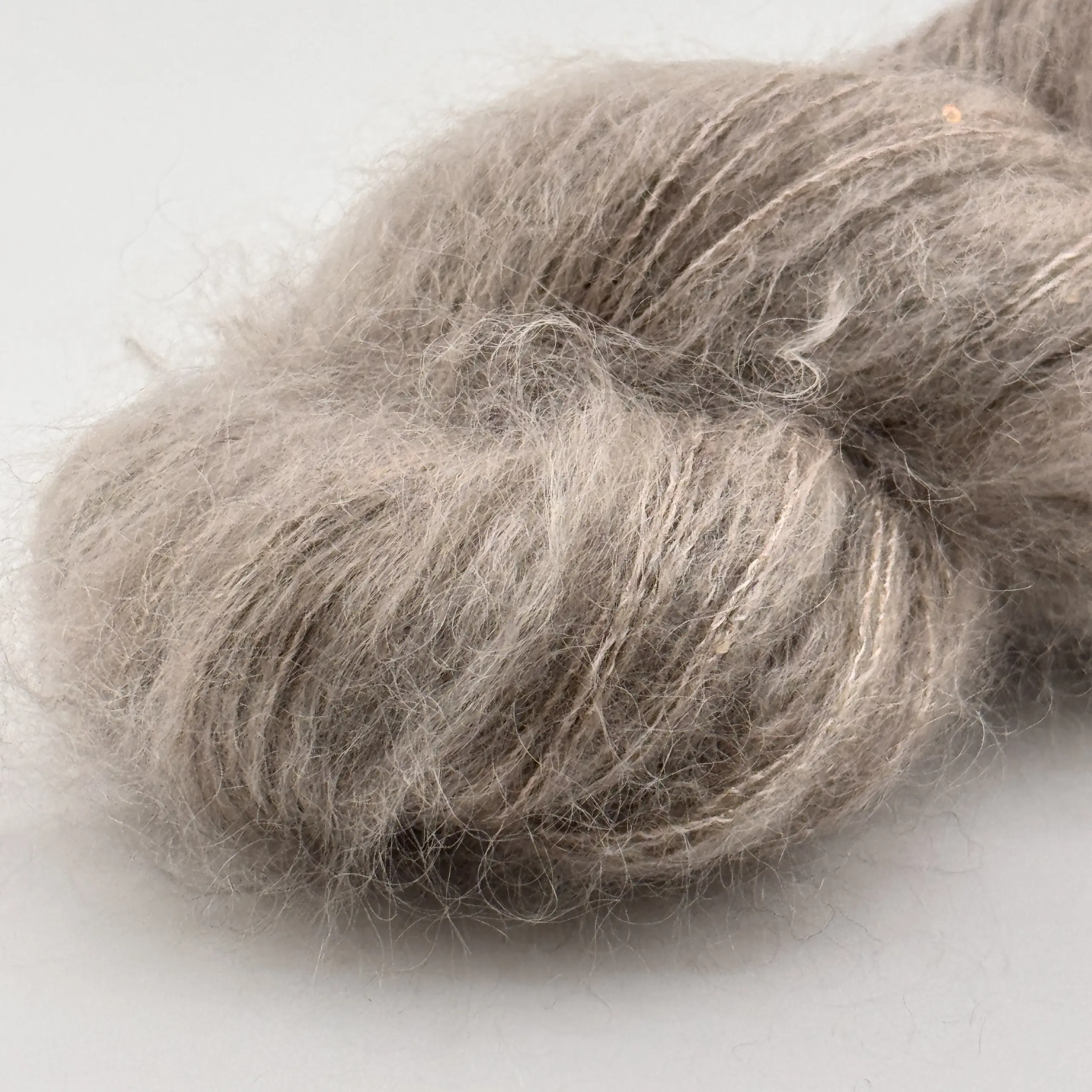 Stilsicher unterwegs- mit kleinen Pailletten – Bild 5